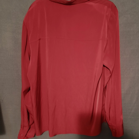 Womens Dress Barn Red Long Sleeve Top Blouse Button Down Polyester XL - Picture 7 of 10
